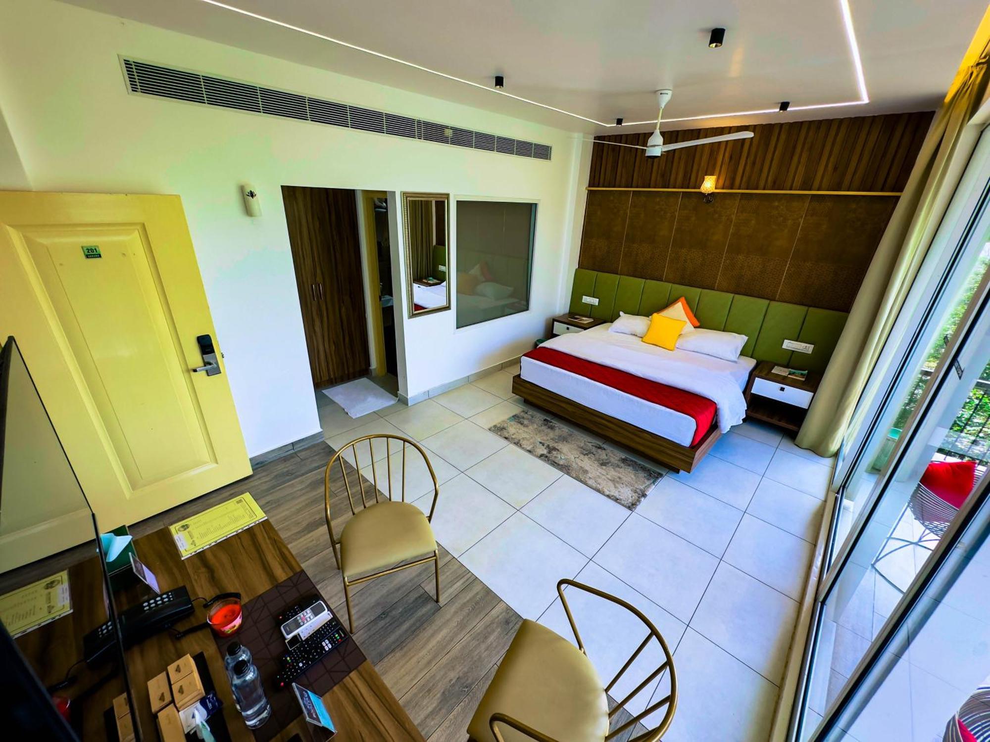 Boulevard Resorts Kakkadampoyil Kültér fotó